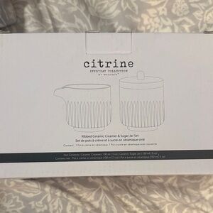 Ribbed Ceramic Creamer & Sugar Jar Set - White